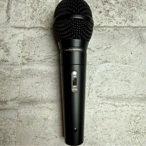 Audio Technica Black M4000S Handheld Dynamic Microphone Mic Used Twice Tested